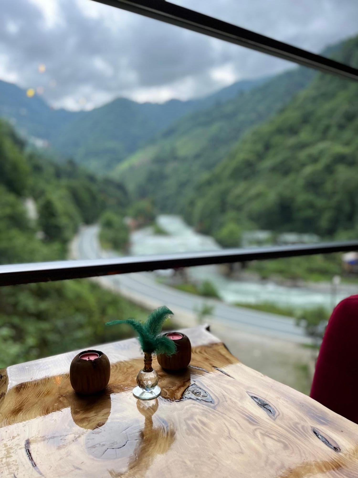 Ardeşen Kiana Bungalov Bed & Breakfast エクステリア 写真